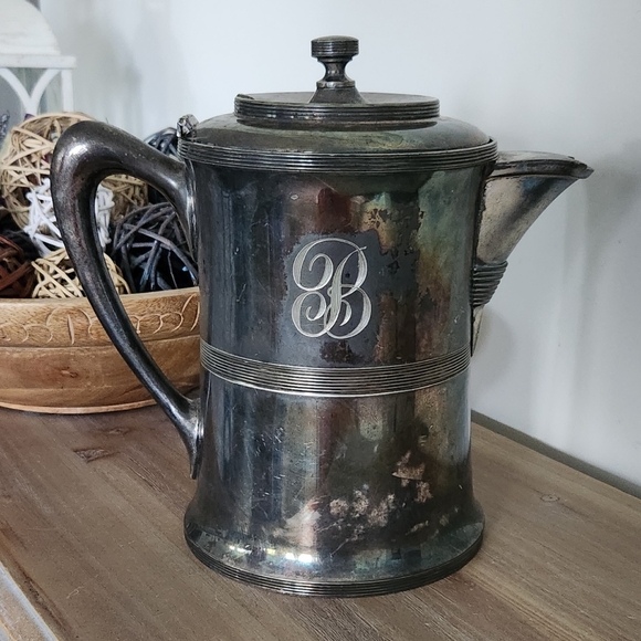 🫗Antique Eureka Quadruple Silver-Plated Engraved Pitcher – "B" Monogram Amazing - Picture 1 of 16